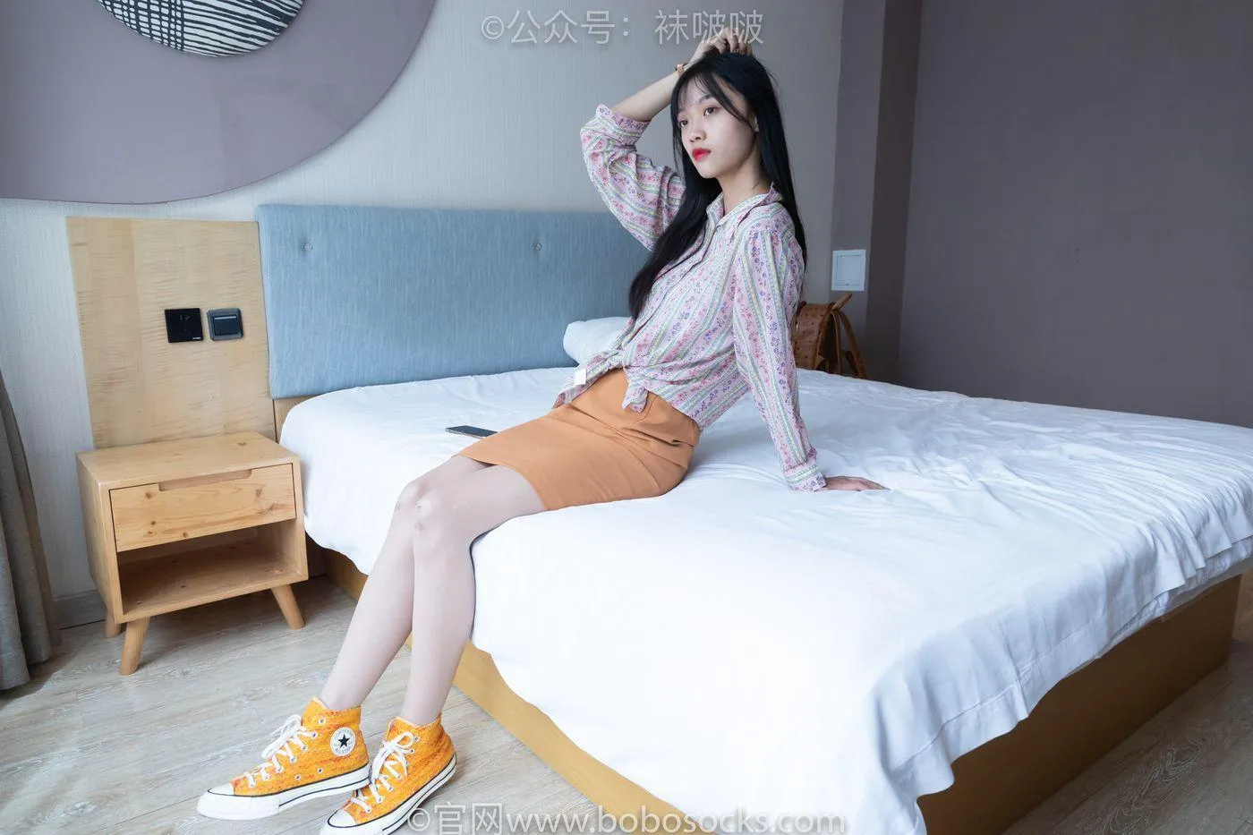 [BoBoSocks袜啵啵]NO.008 涵涵-帆布鞋、白色短棉袜、肉丝 [139P]插图2